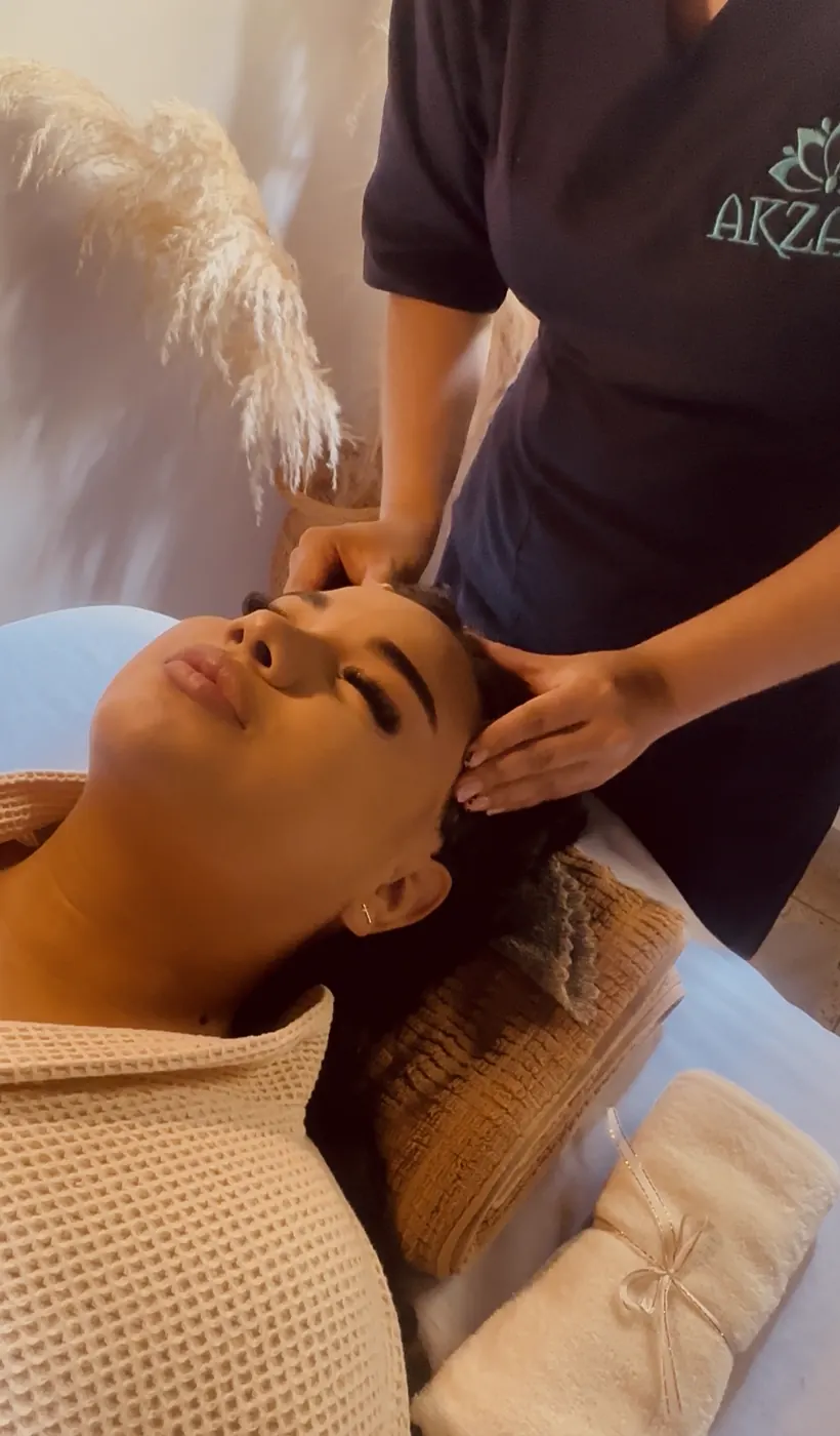 Petit Facial